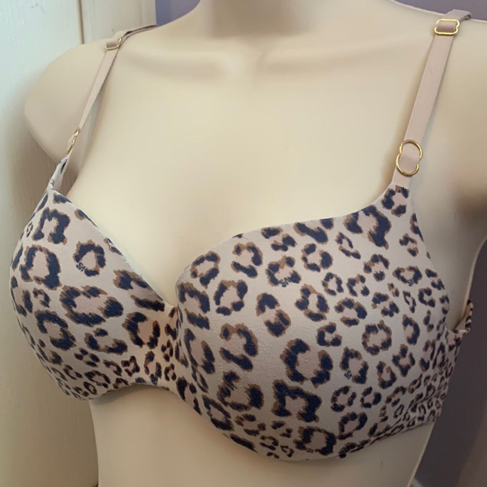 Victoria’s Secret Lined Convertible Bra Animal Print